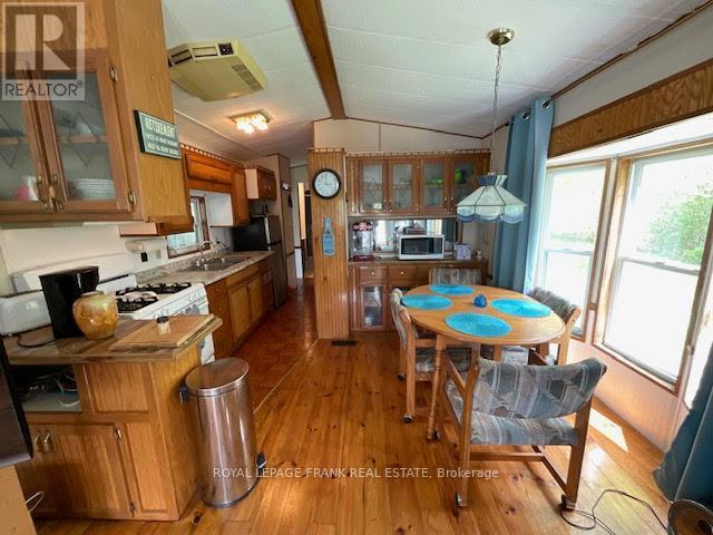 1 Grandview Avenue, Otonabee-South Monaghan, Ontario  K0L 2G0 - Photo 12 - X12153105