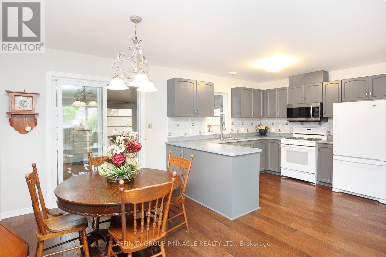 9 Dormer Road, Kawartha Lakes (Lindsay), Ontario  K9V 6H8 - Photo 15 - X12153402