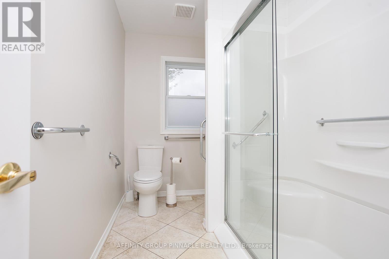 9 Dormer Road, Kawartha Lakes (Lindsay), Ontario  K9V 6H8 - Photo 21 - X12153402