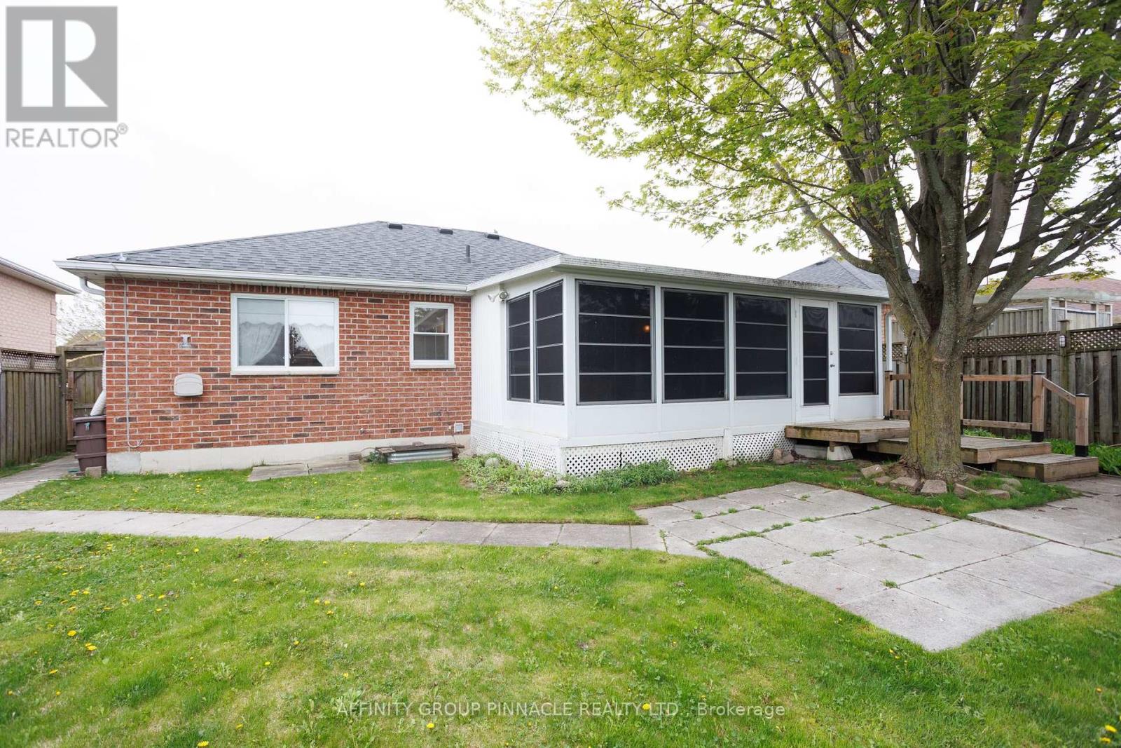 9 Dormer Road, Kawartha Lakes (Lindsay), Ontario  K9V 6H8 - Photo 39 - X12153402
