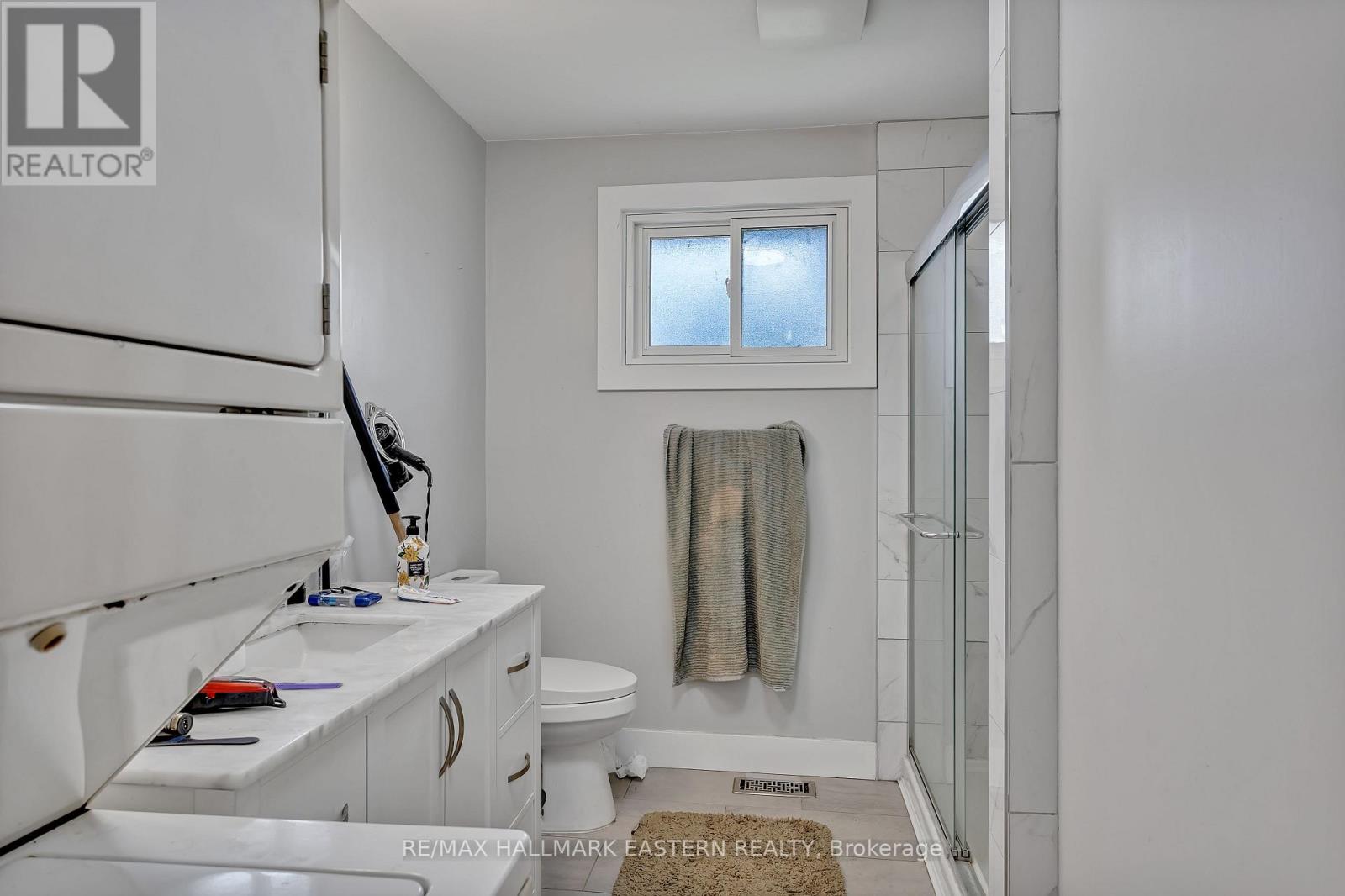357 Martin Road, Peterborough North (South), Ontario  K9K 1C9 - Photo 12 - X12153588