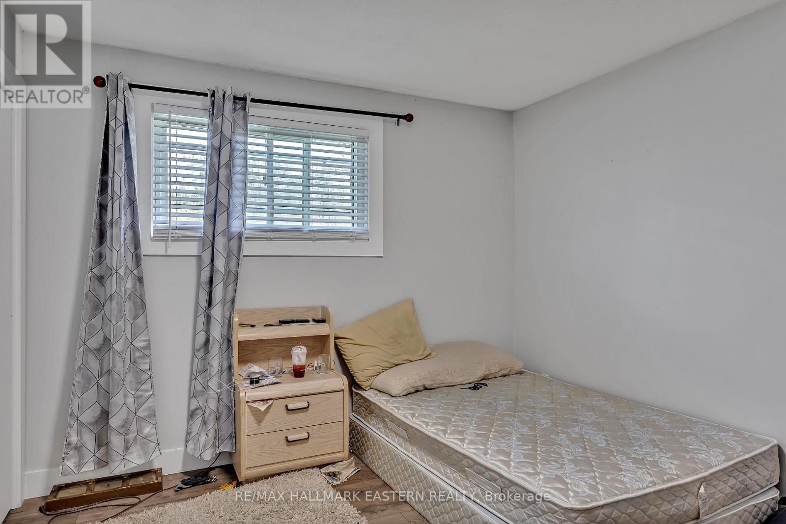 357 Martin Road, Peterborough North (South), Ontario  K9K 1C9 - Photo 13 - X12153588