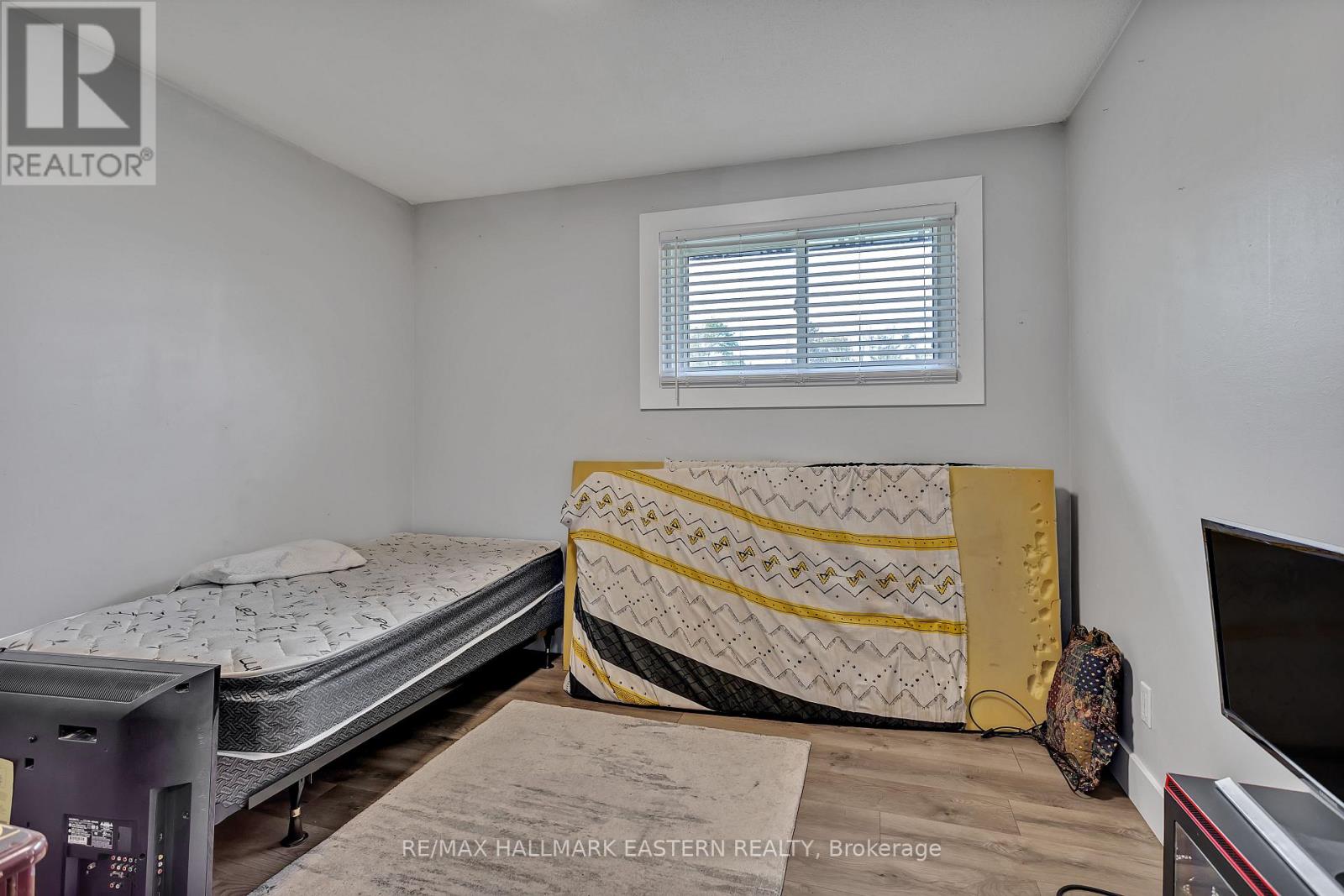357 Martin Road, Peterborough North (South), Ontario  K9K 1C9 - Photo 16 - X12153588
