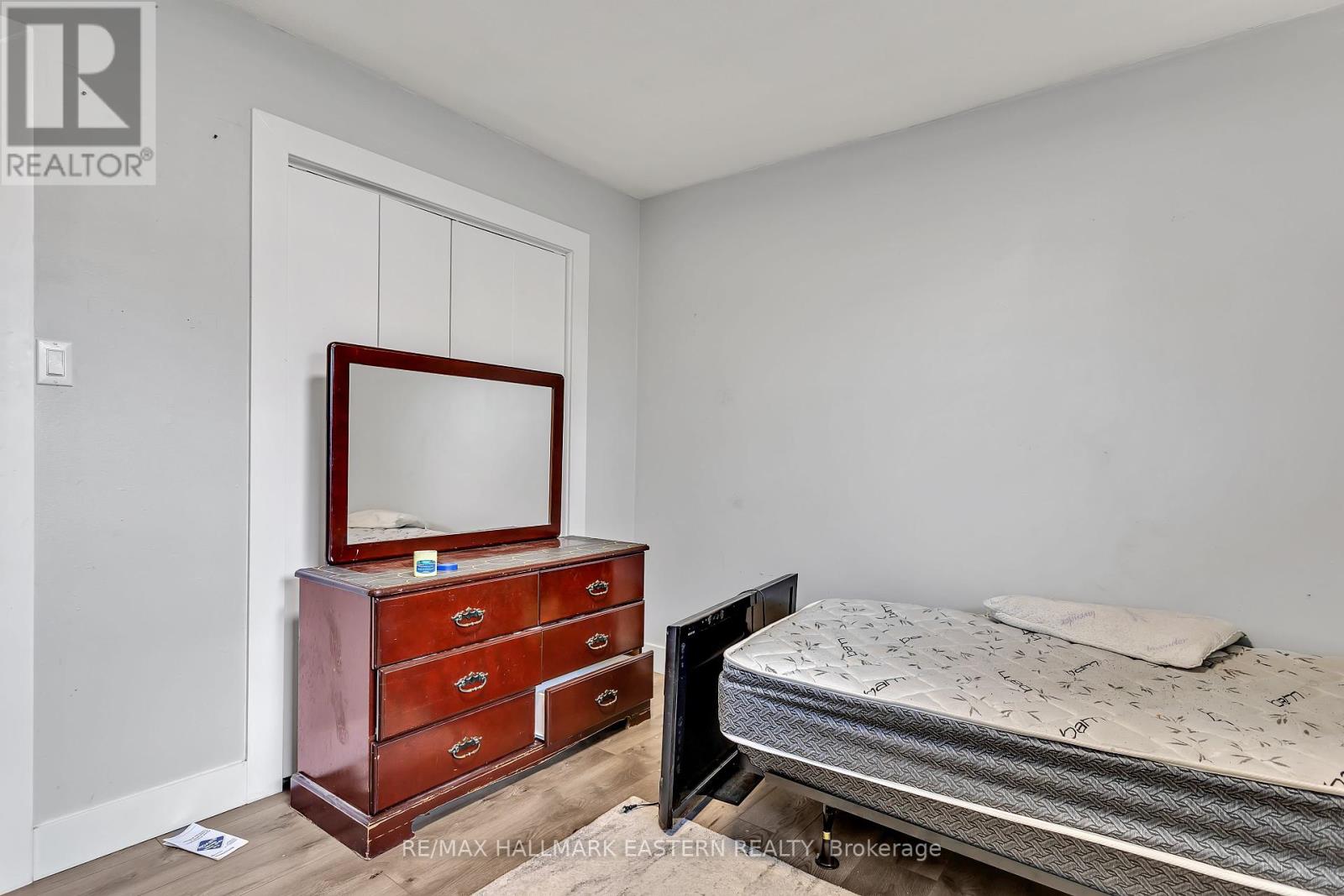 357 Martin Road, Peterborough North (South), Ontario  K9K 1C9 - Photo 17 - X12153588