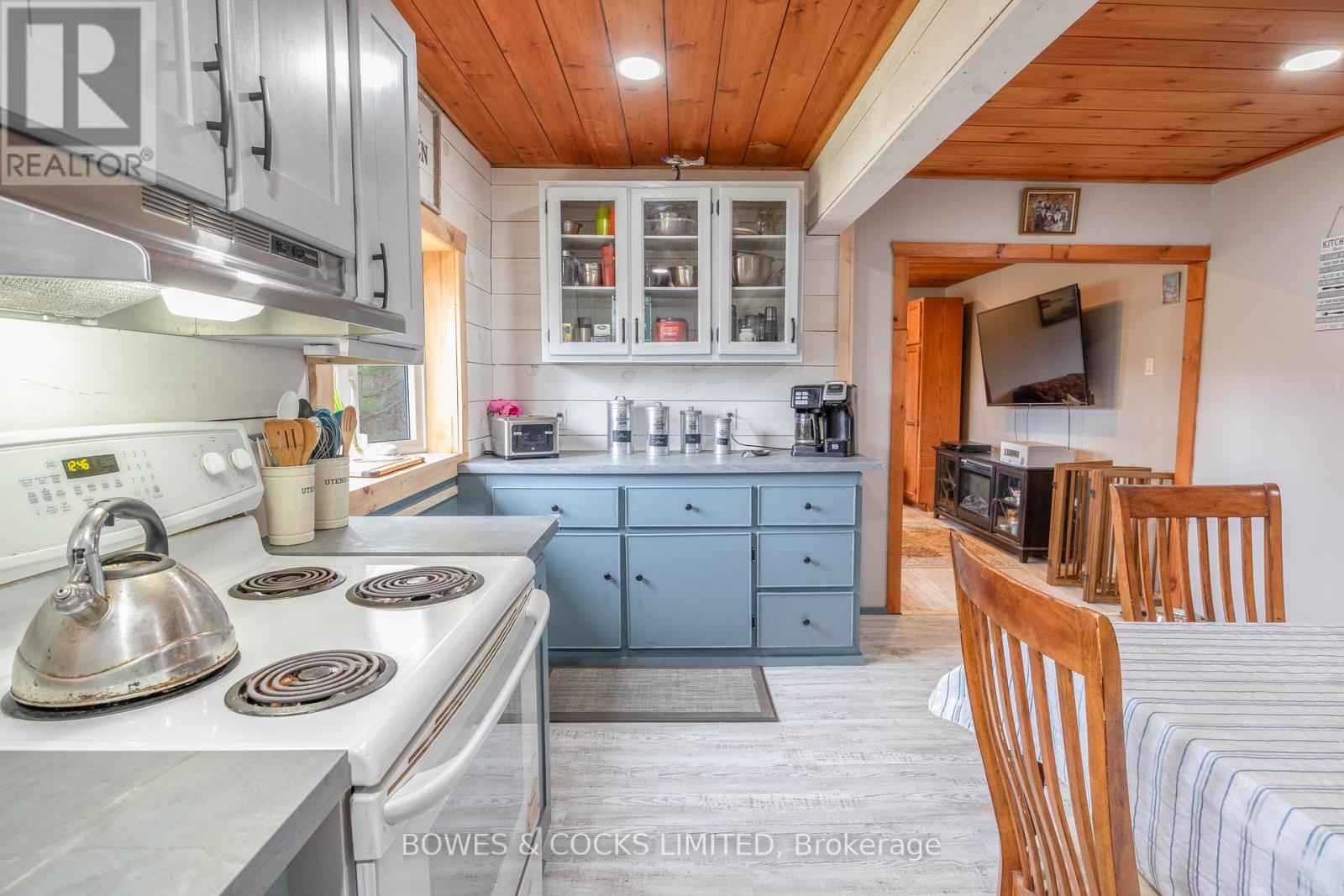 20 Art Bot Road, North Kawartha, Ontario  K0L 1A0 - Photo 18 - X12153646