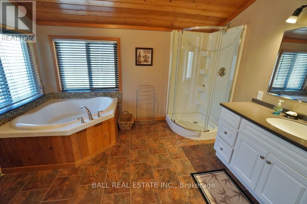 290b Wannamaker Lane, Carlow/mayo (Mayo Ward), Ontario  K0L 1C0 - Photo 42 - X12153666