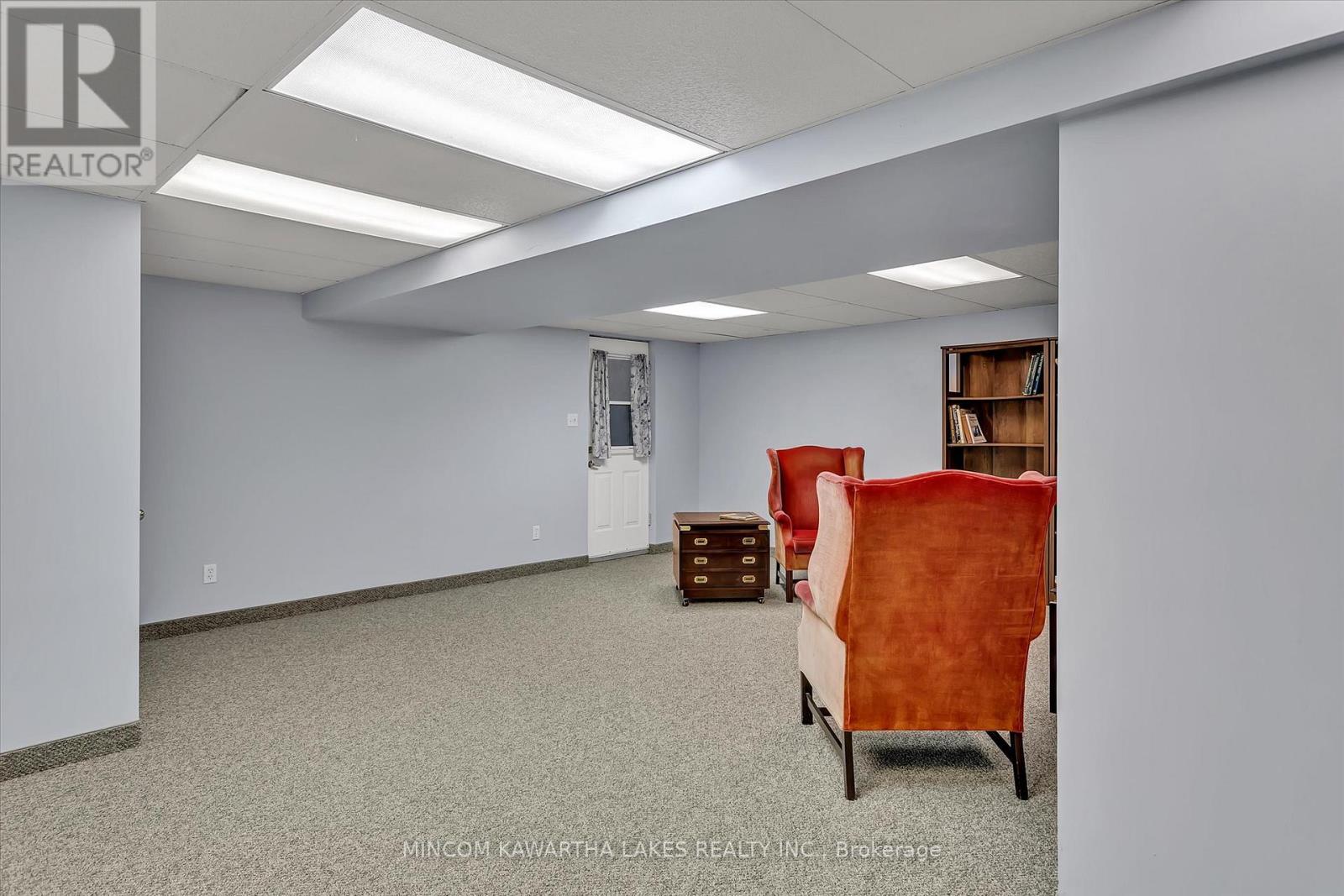 2045 Sherbrooke Street W, Cavan Monaghan (Cavan-Monaghan), Ontario  K9J 6X4 - Photo 31 - X12153709