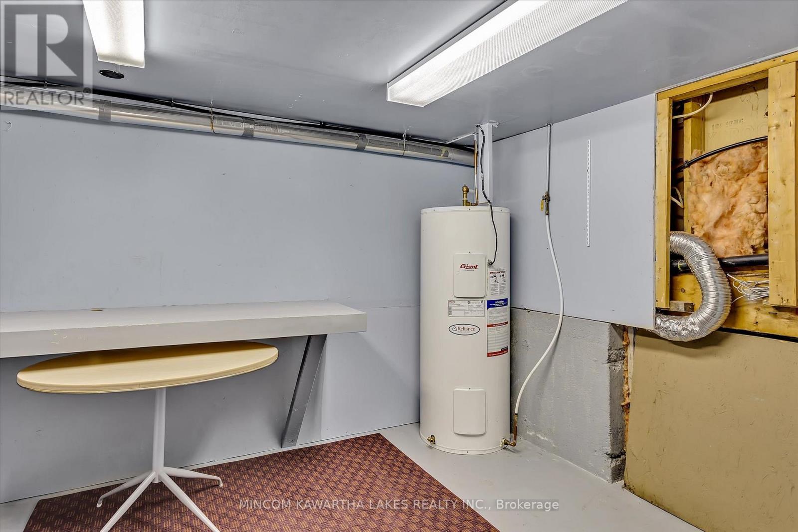 2045 Sherbrooke Street W, Cavan Monaghan (Cavan-Monaghan), Ontario  K9J 6X4 - Photo 34 - X12153709