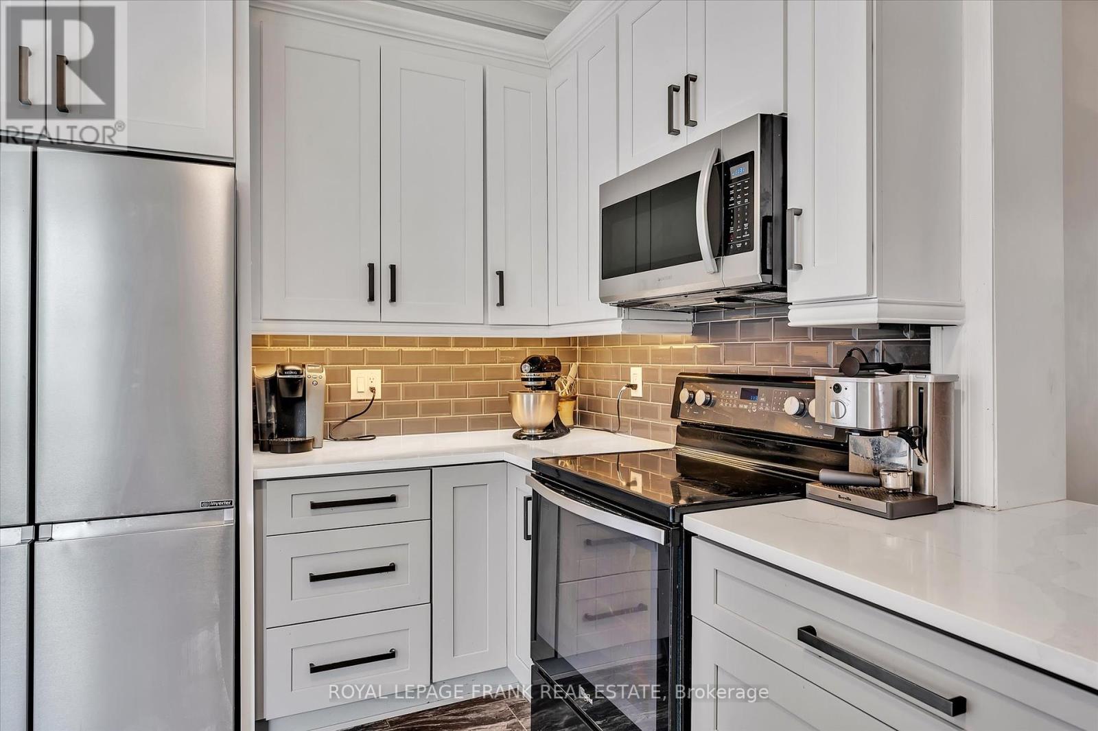 83 Benson Avenue, Peterborough North (South), Ontario  K9H 5X8 - Photo 10 - X12153726