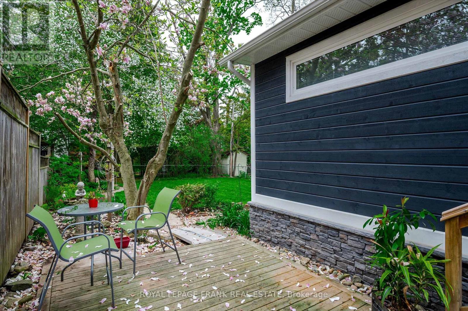 83 Benson Avenue, Peterborough North (South), Ontario  K9H 5X8 - Photo 30 - X12153726