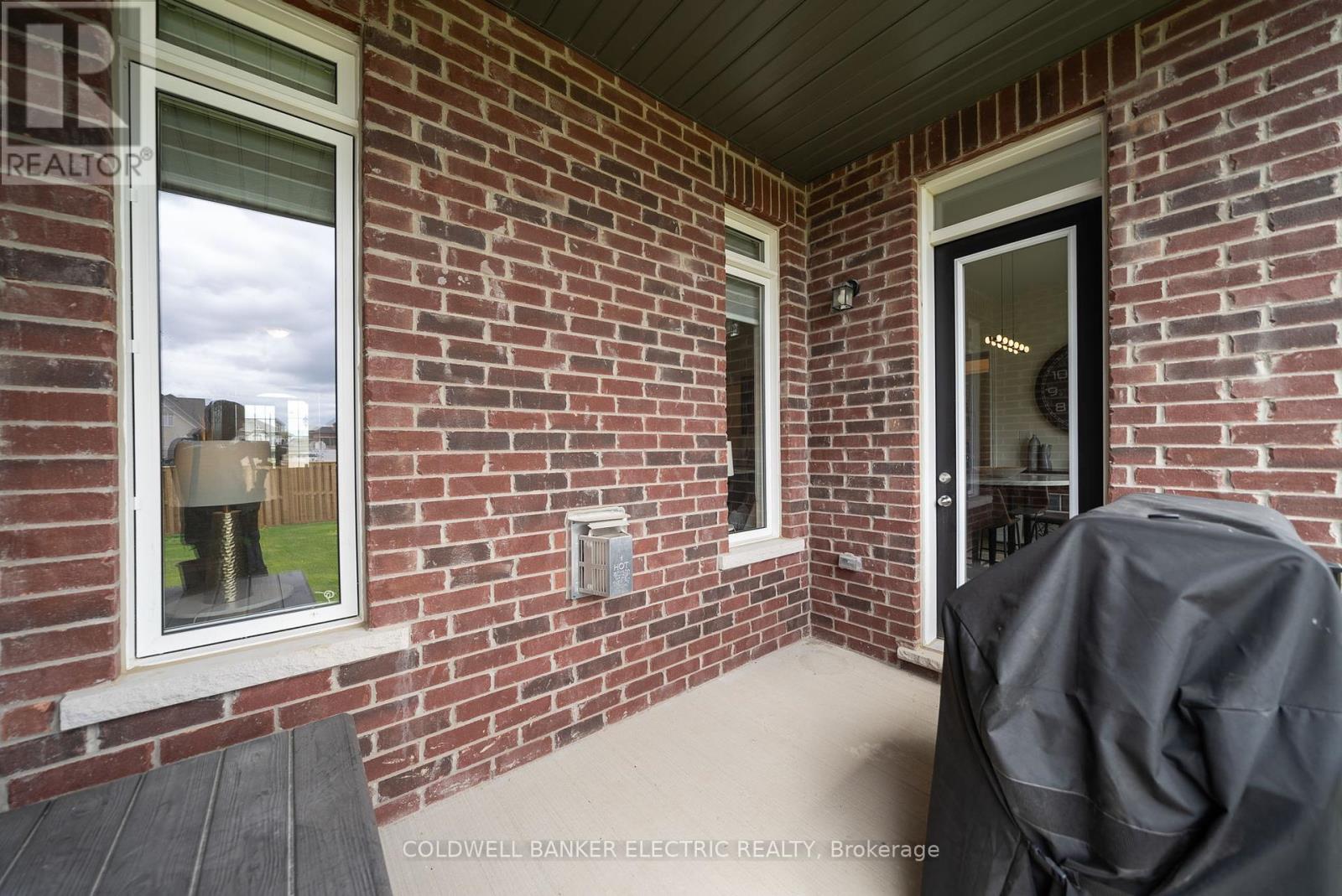 11 Golden Meadows Drive, Otonabee-South Monaghan, Ontario  K9J 0K7 - Photo 37 - X12153750
