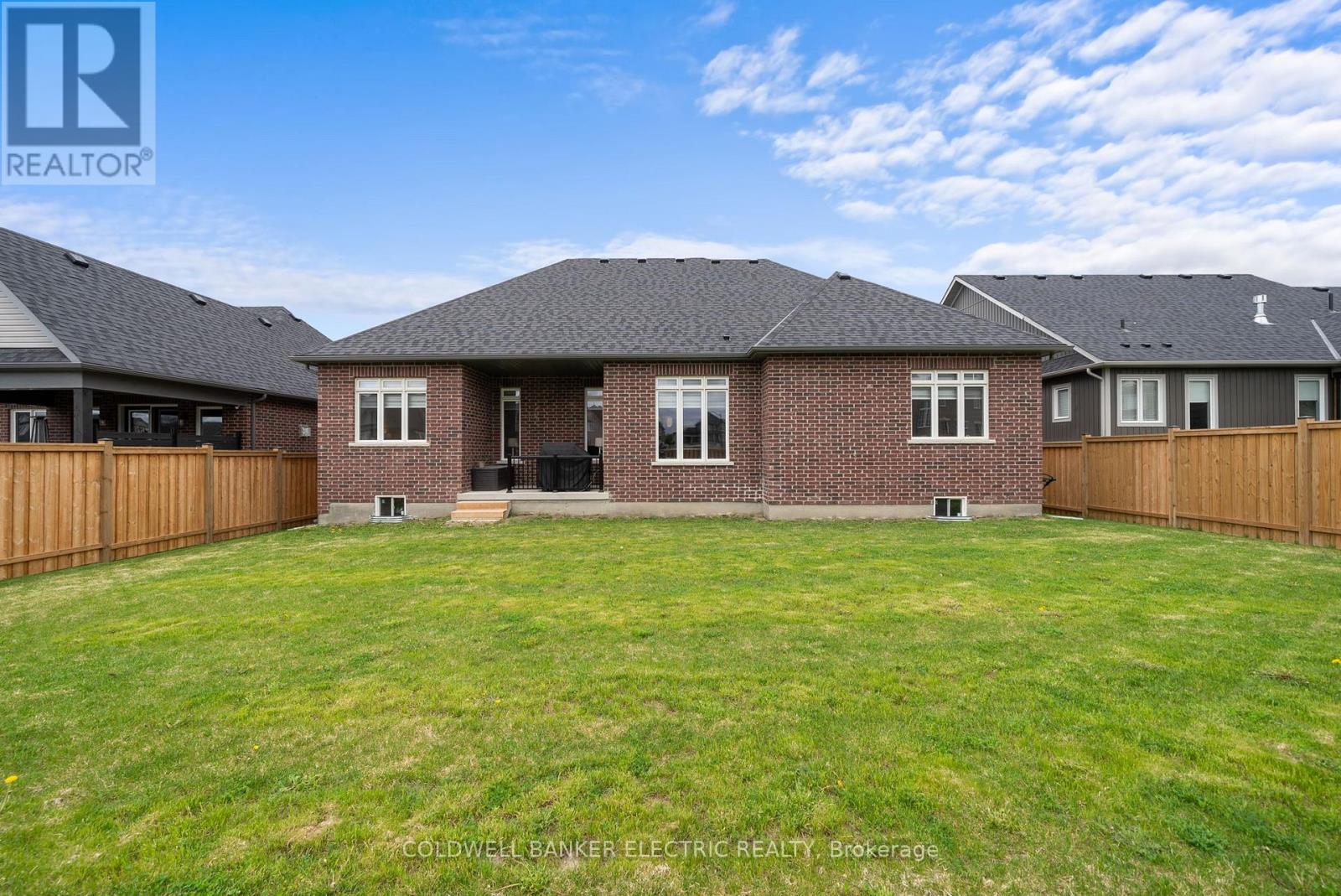 11 Golden Meadows Drive, Otonabee-South Monaghan, Ontario  K9J 0K7 - Photo 39 - X12153750