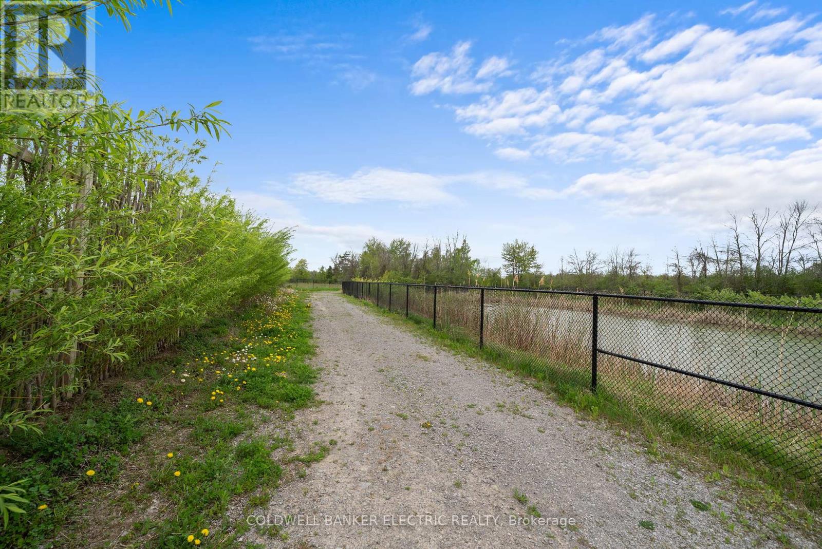 11 Golden Meadows Drive, Otonabee-South Monaghan, Ontario  K9J 0K7 - Photo 41 - X12153750