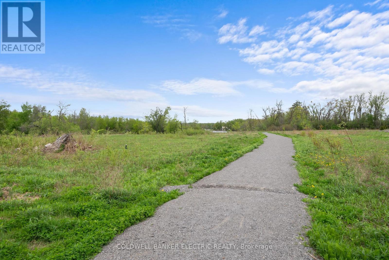 11 Golden Meadows Drive, Otonabee-South Monaghan, Ontario  K9J 0K7 - Photo 44 - X12153750