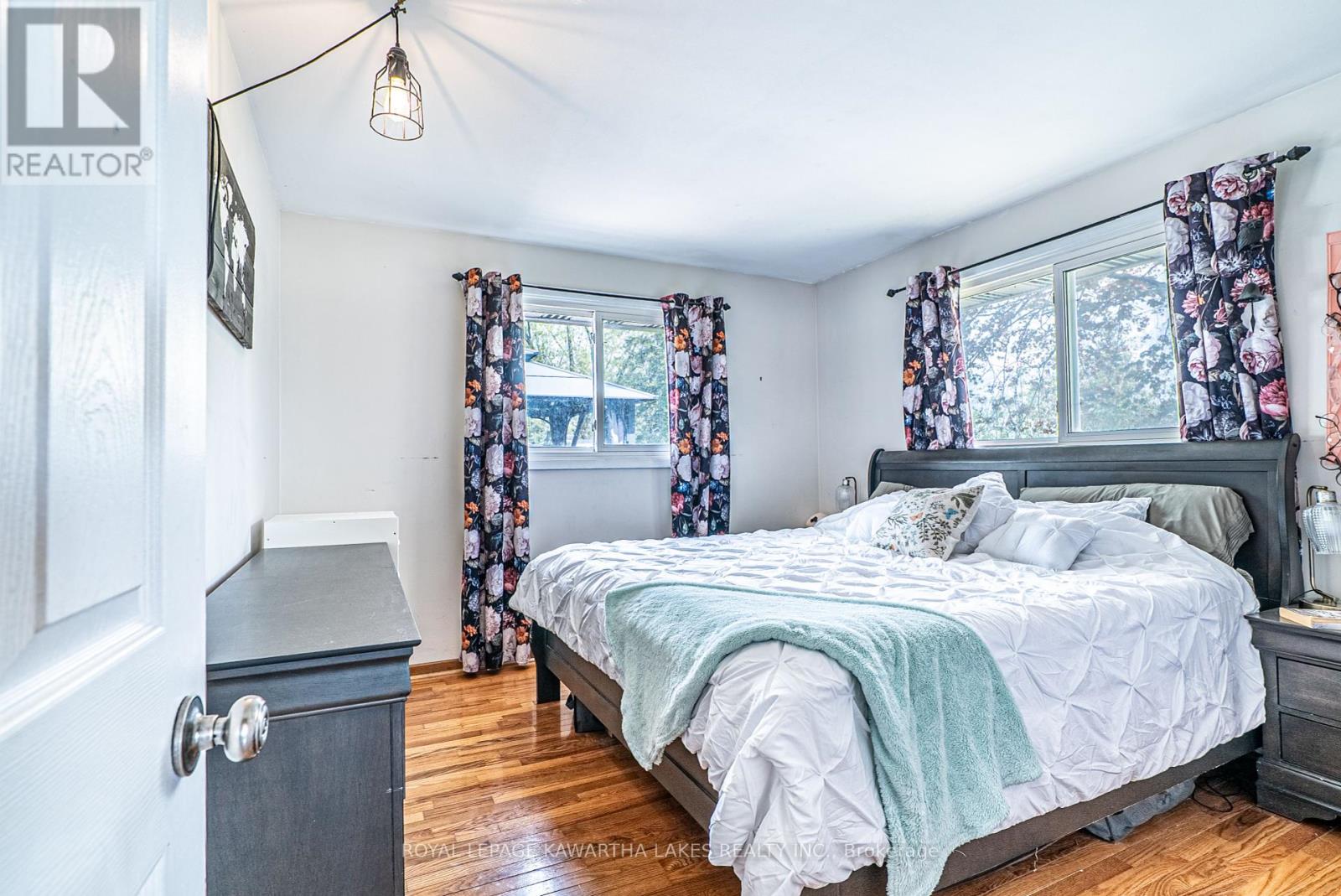 1372 Elm Tree Road, Kawartha Lakes (Lindsay), Ontario  K9V 4R2 - Photo 18 - X12153930