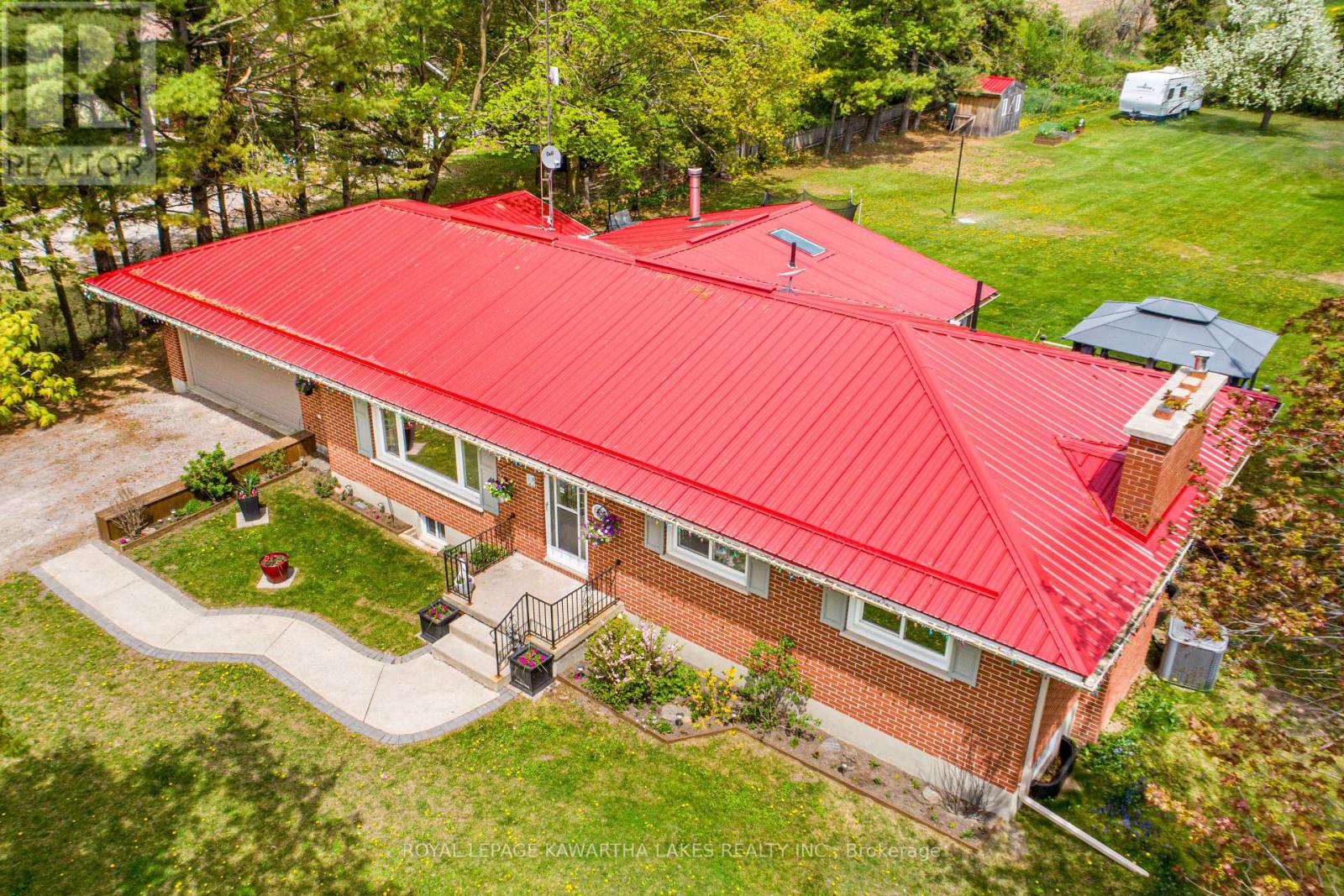 1372 Elm Tree Road, Kawartha Lakes (Lindsay), Ontario  K9V 4R2 - Photo 3 - X12153930