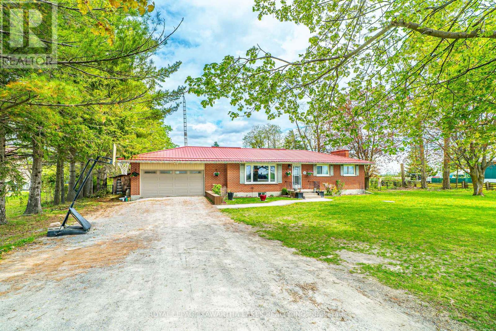1372 Elm Tree Road, Kawartha Lakes (Lindsay), Ontario  K9V 4R2 - Photo 7 - X12153930