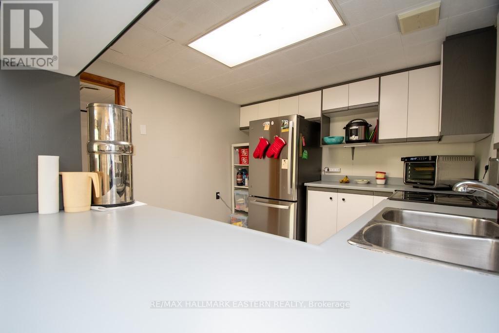 3566 Rock Crossway Lane, Selwyn, Ontario  K0L 2H0 - Photo 13 - X12154108