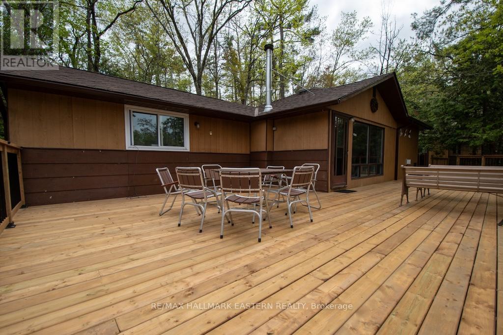 3566 Rock Crossway Lane, Selwyn, Ontario  K0L 2H0 - Photo 34 - X12154108