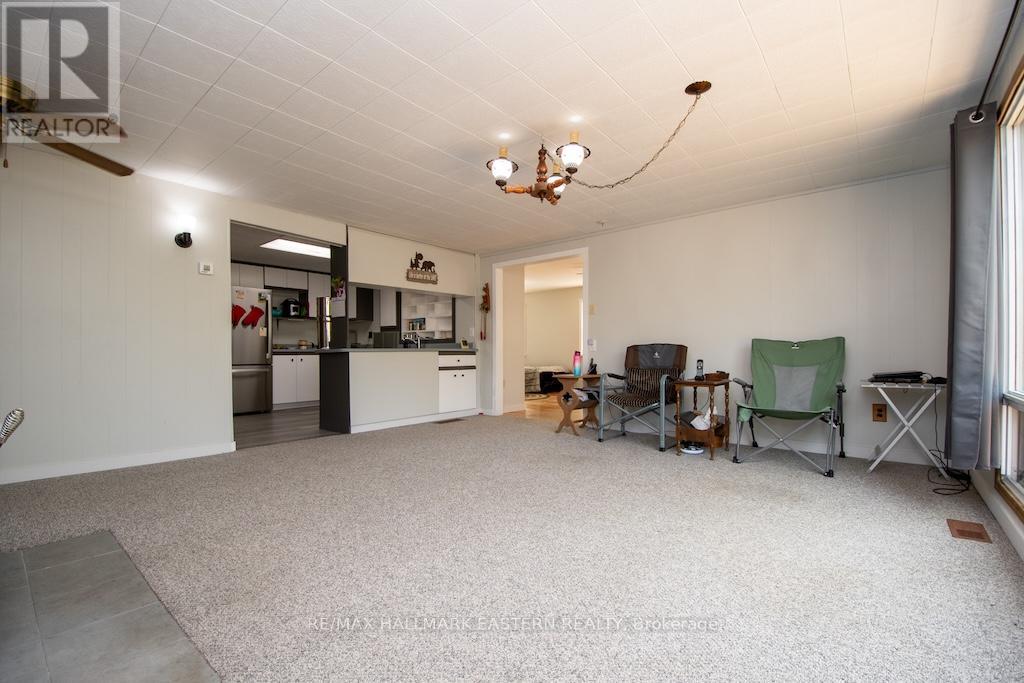 3566 Rock Crossway Lane, Selwyn, Ontario  K0L 2H0 - Photo 8 - X12154108
