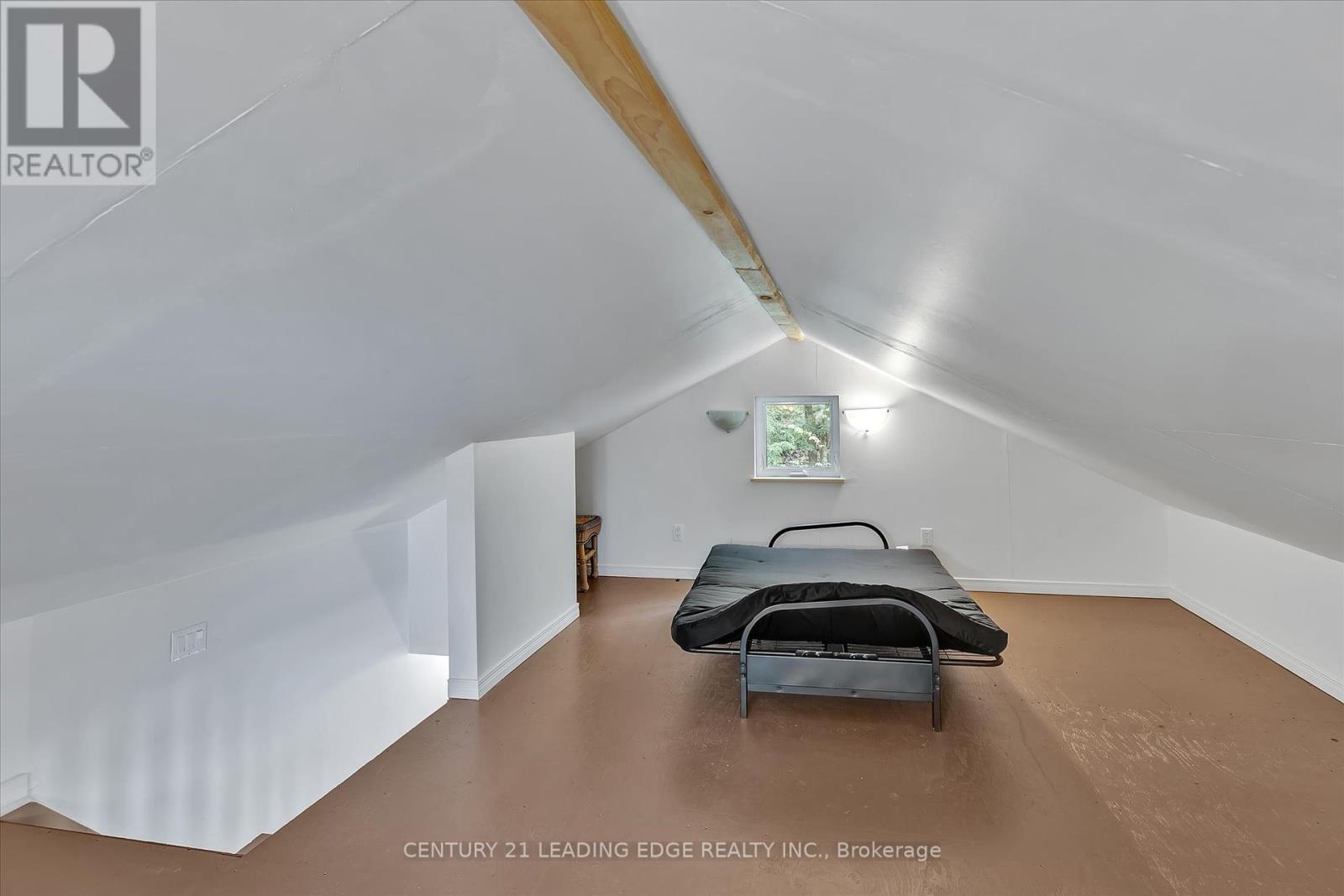 1963 White Lake Road W, Douro-Dummer, Ontario  K0L 2H0 - Photo 35 - X12154469