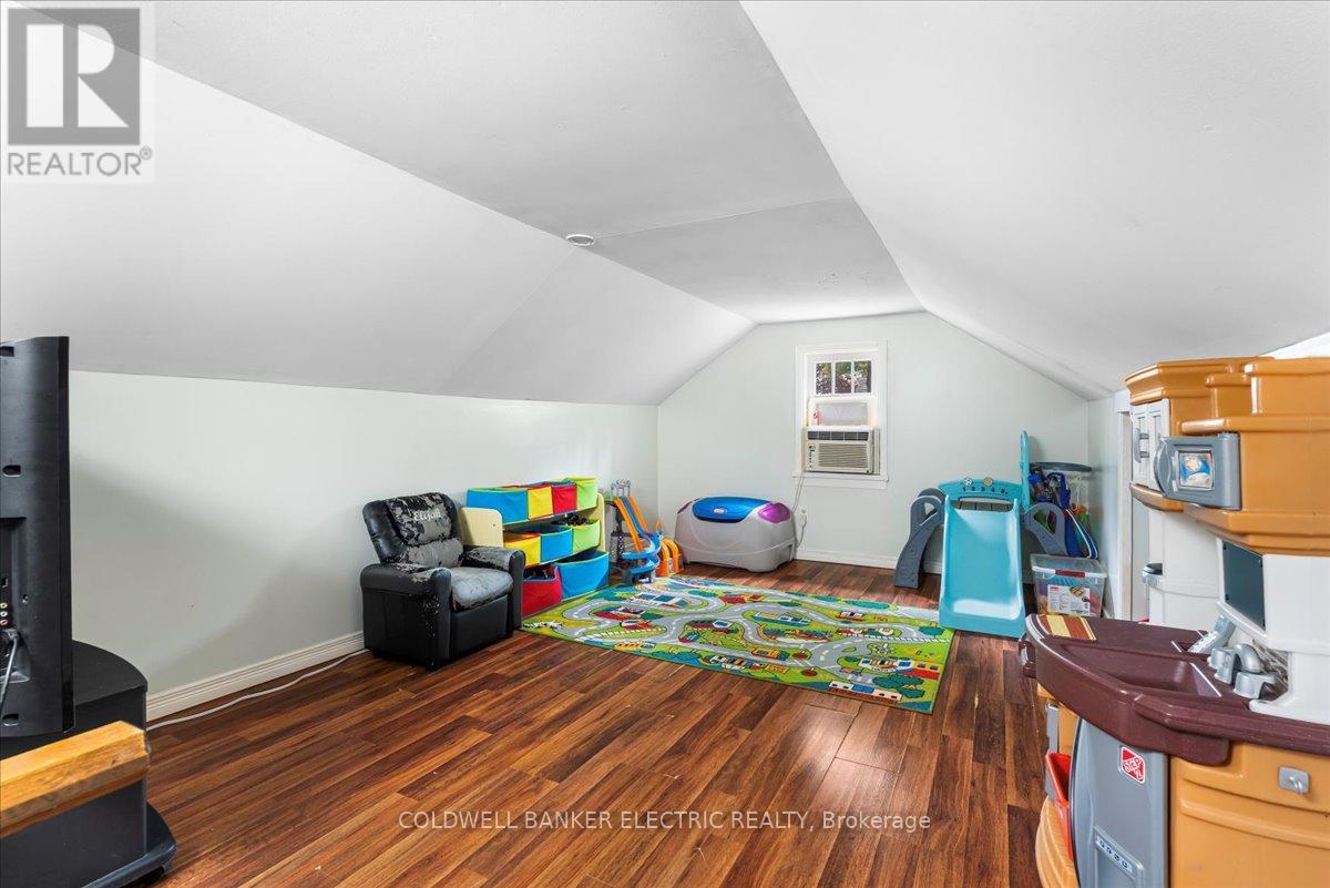 205 Wallace Street, Trent Hills (Campbellford), Ontario  K0L 1L0 - Photo 18 - X12154988