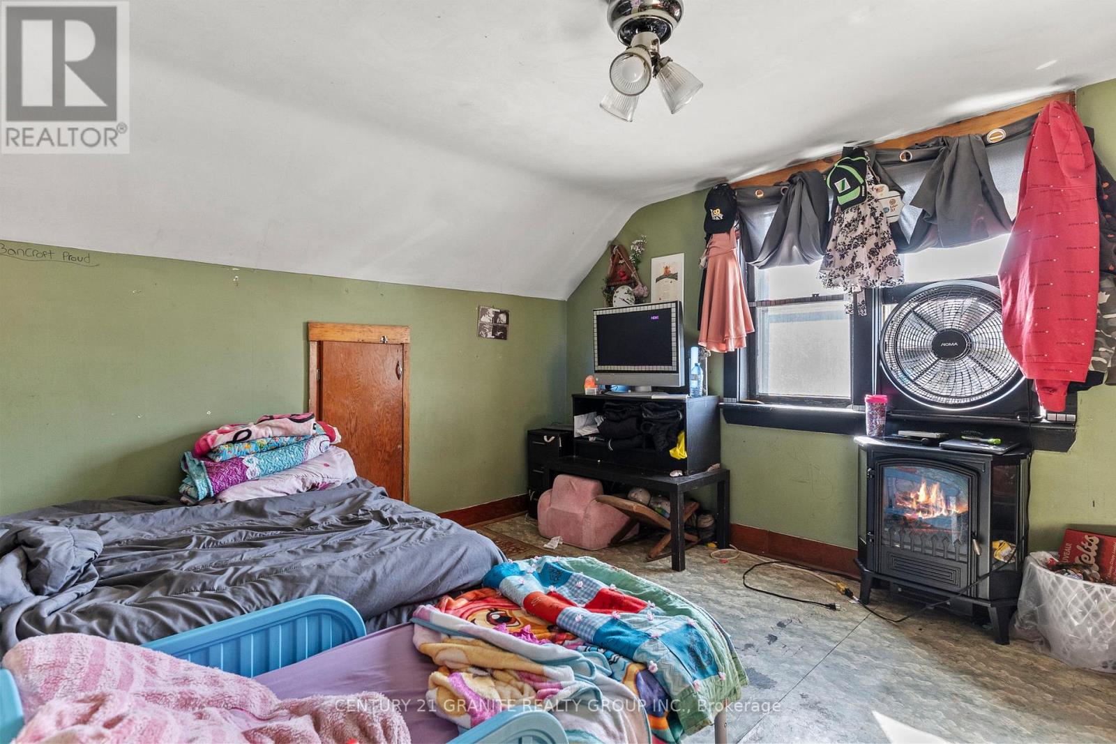 183 Hastings Street N, Bancroft (Bancroft Ward), Ontario  K0L 1C0 - Photo 36 - X12155108