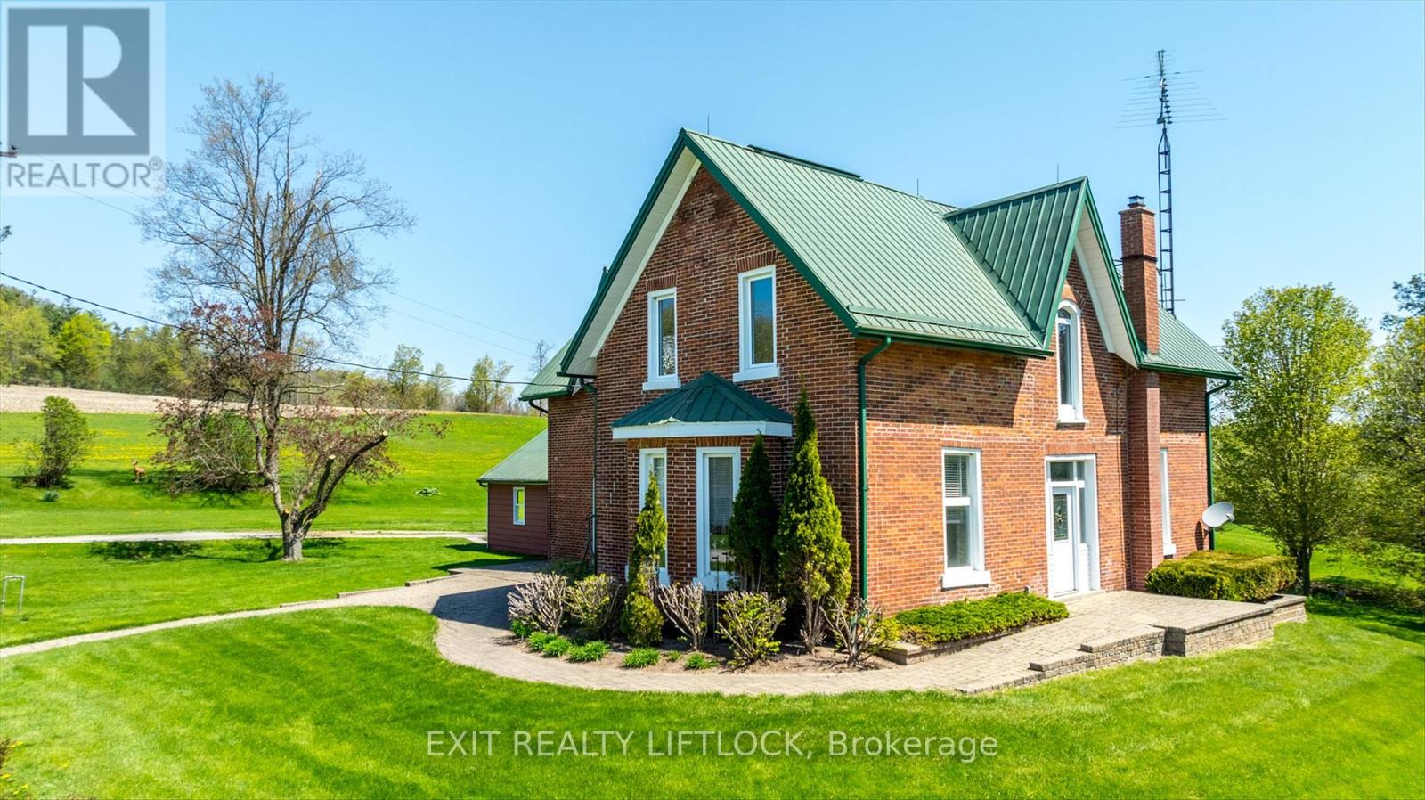 404 Morton Line, Cavan Monaghan (Cavan-Monaghan), Ontario  L0A 1C0 - Photo 4 - X12155185