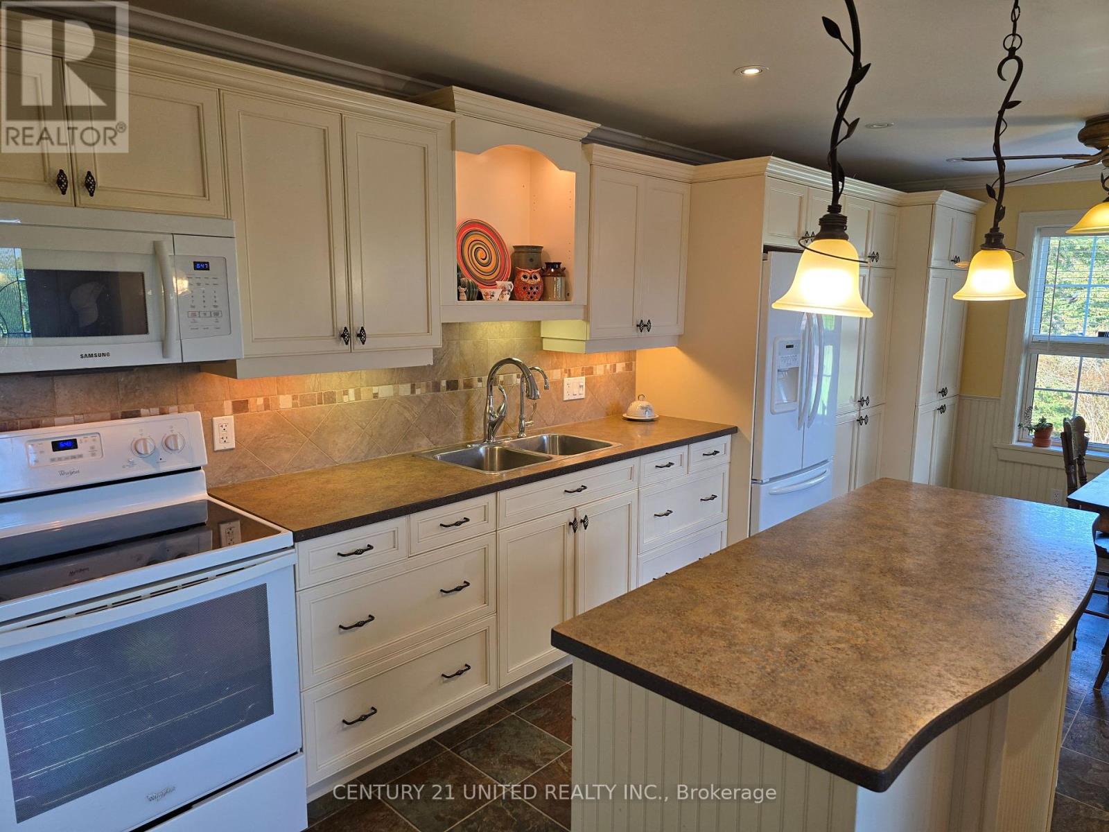 1920 County Rd 6 Road, Douro-Dummer, Ontario  K0L 2H0 - Photo 14 - X12155247