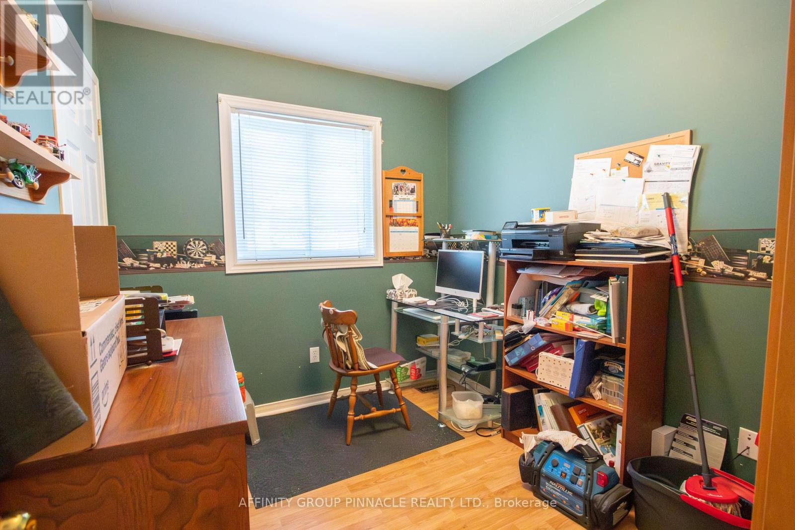 291 St Joseph Road, Kawartha Lakes (Lindsay), Ontario  K9V 6E6 - Photo 14 - X12155401