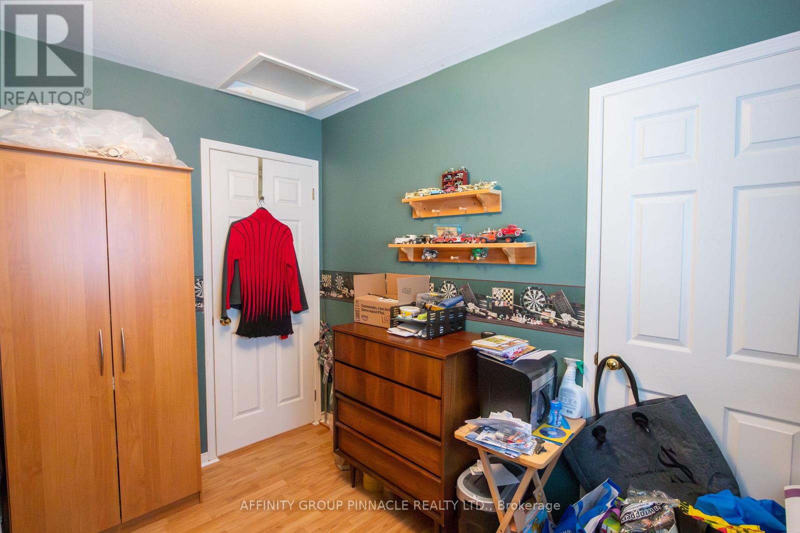 291 St Joseph Road, Kawartha Lakes (Lindsay), Ontario  K9V 6E6 - Photo 15 - X12155401