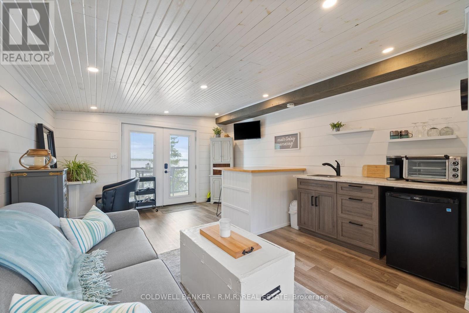 22 Arbour Street, Kawartha Lakes (Lindsay), Ontario  K9V 4R3 - Photo 36 - X12155517