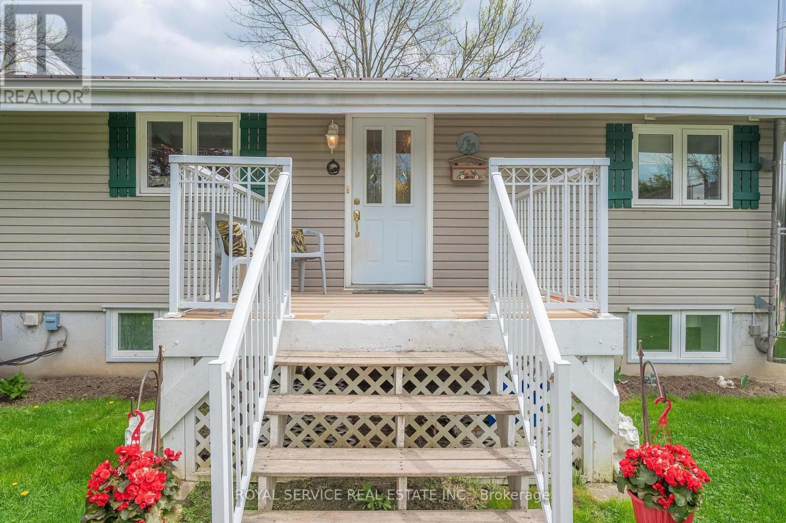 537 Foley Road, Otonabee-South Monaghan, Ontario  K0L 2G0 - Photo 5 - X12155688