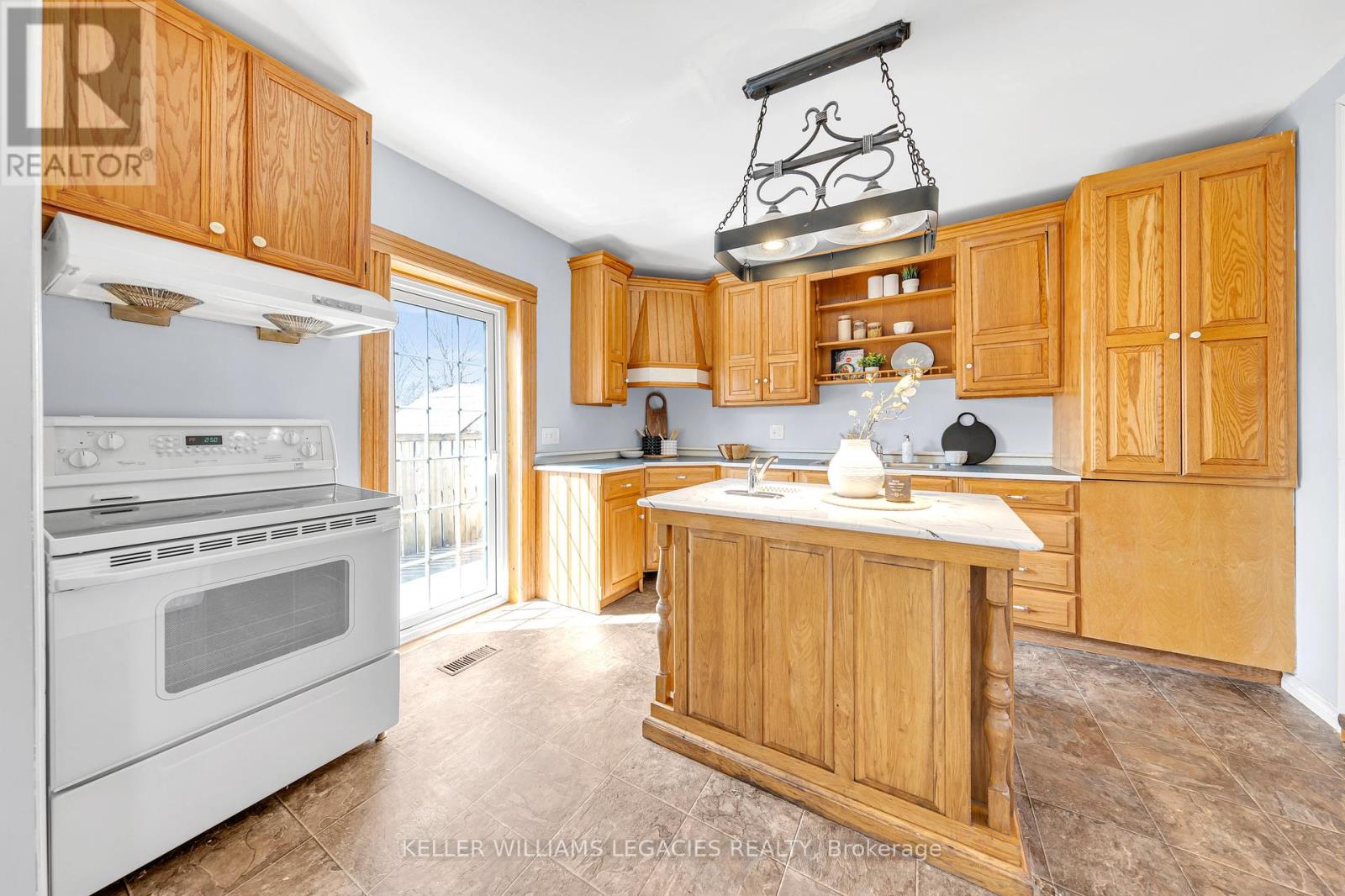 Main - 52 Victoria Avenue N, Peterborough North (North), Ontario  K9H 4W1 - Photo 15 - X12156781