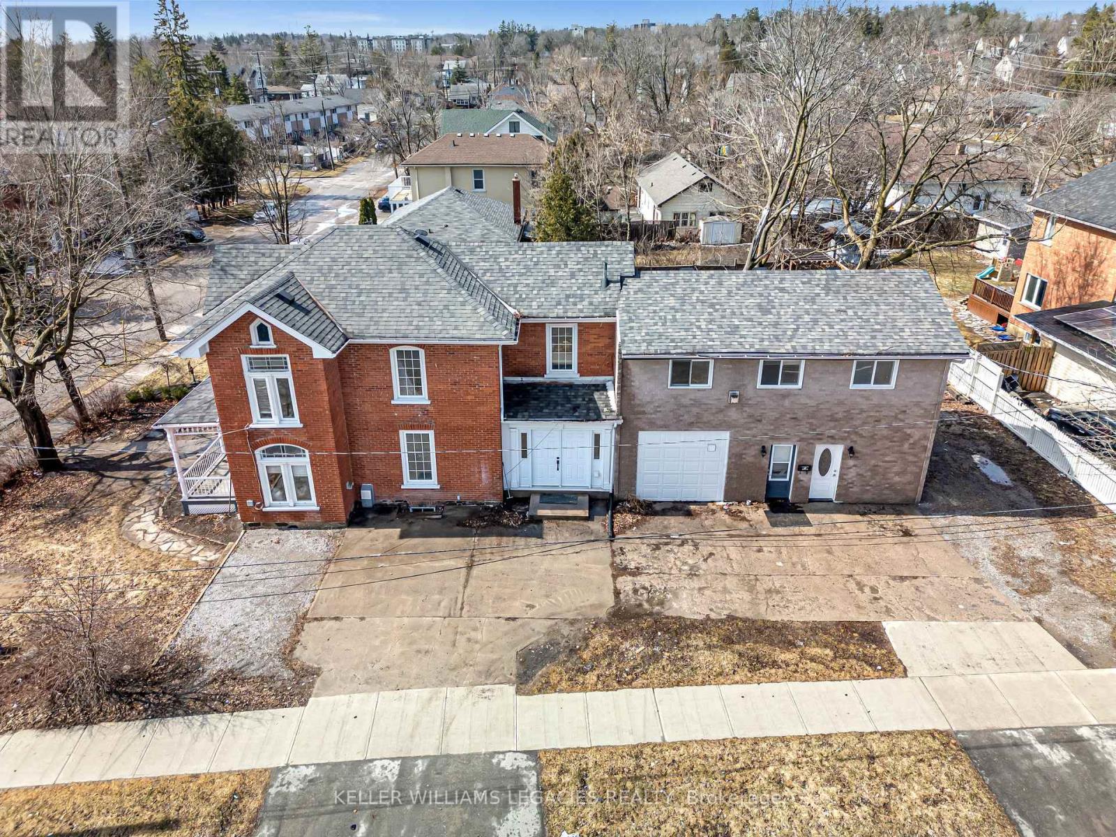 Main - 52 Victoria Avenue N, Peterborough North (North), Ontario  K9H 4W1 - Photo 3 - X12156781