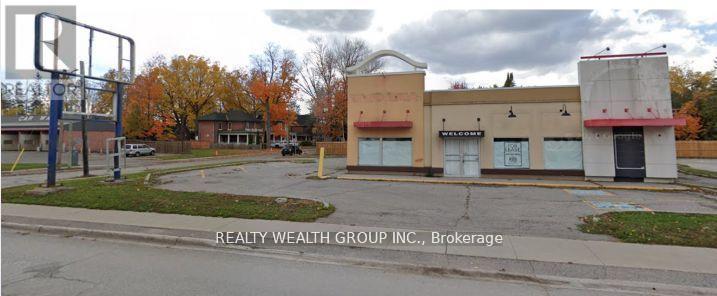 63 Lindsay Street S, Kawartha Lakes (Lindsay), Ontario  K9V 2M1 - Photo 2 - X12157473