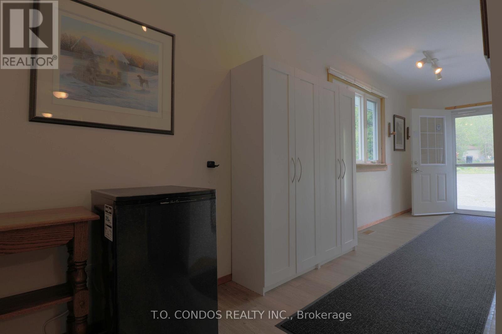 689 North Shore Drive E, Otonabee-South Monaghan, Ontario  K0L 1B0 - Photo 10 - X12157728