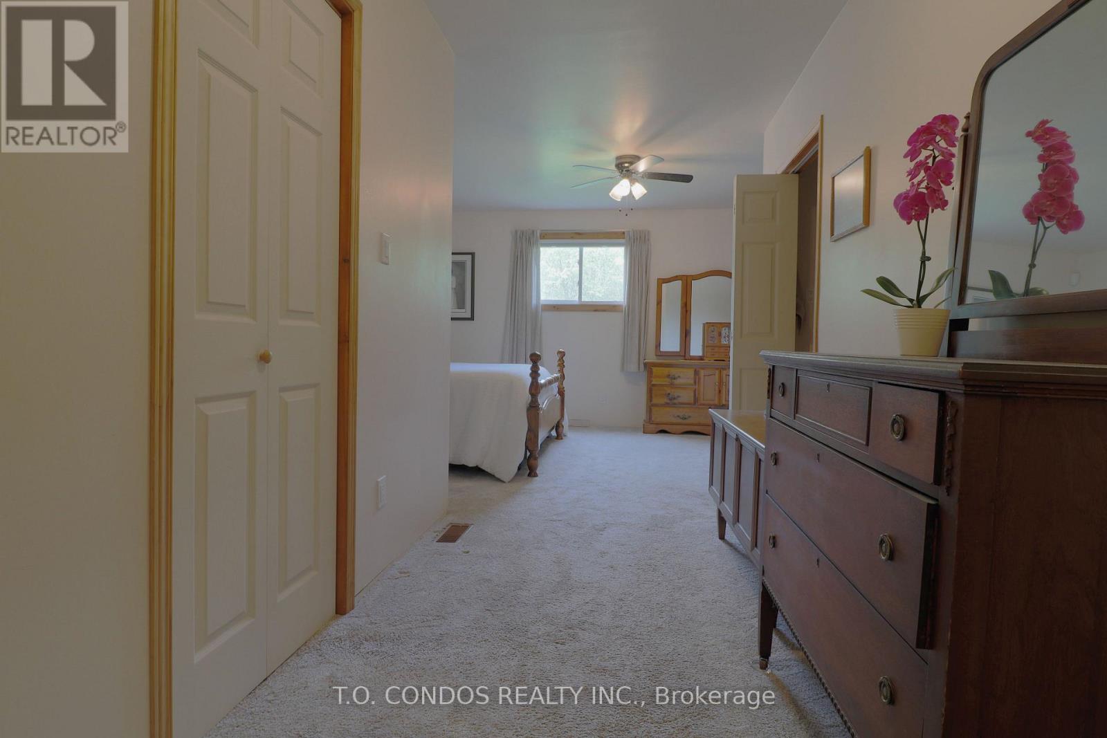 689 North Shore Drive E, Otonabee-South Monaghan, Ontario  K0L 1B0 - Photo 23 - X12157728
