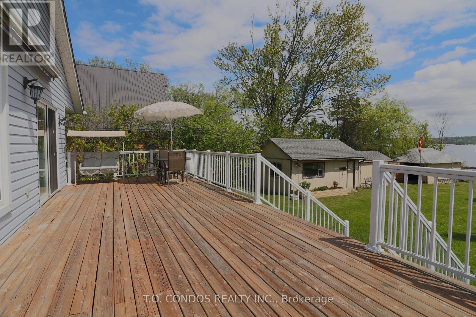 689 North Shore Drive E, Otonabee-South Monaghan, Ontario  K0L 1B0 - Photo 5 - X12157728