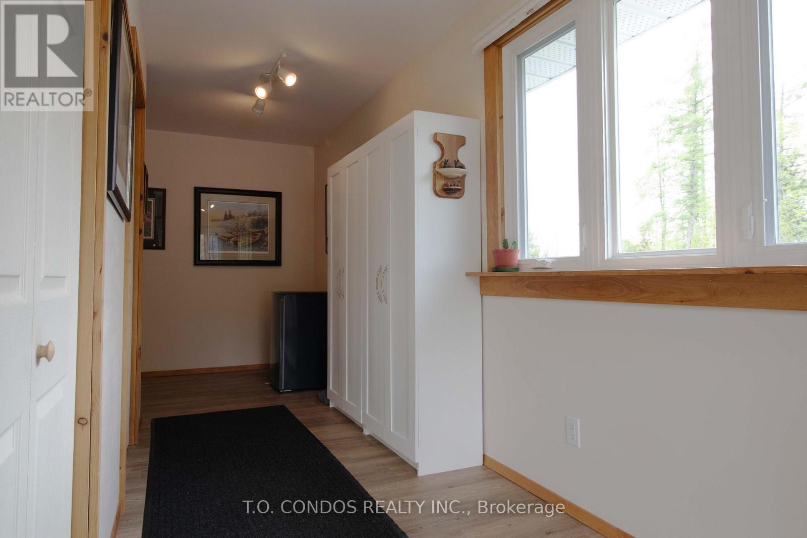 689 North Shore Drive E, Otonabee-South Monaghan, Ontario  K0L 1B0 - Photo 8 - X12157728