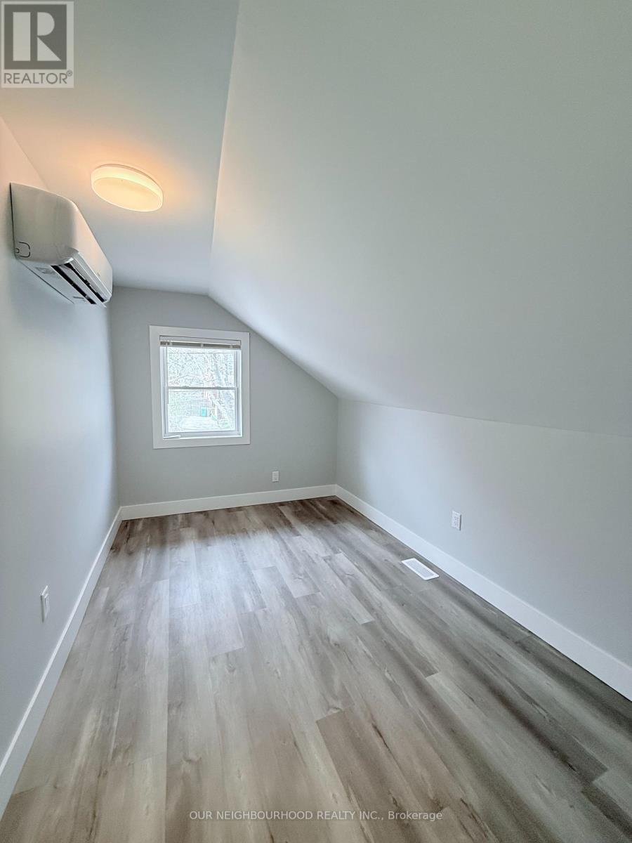 Upper/1 - 648 Bethune Street, Peterborough Central (North), Ontario  K9H 4A3 - Photo 20 - X12158207
