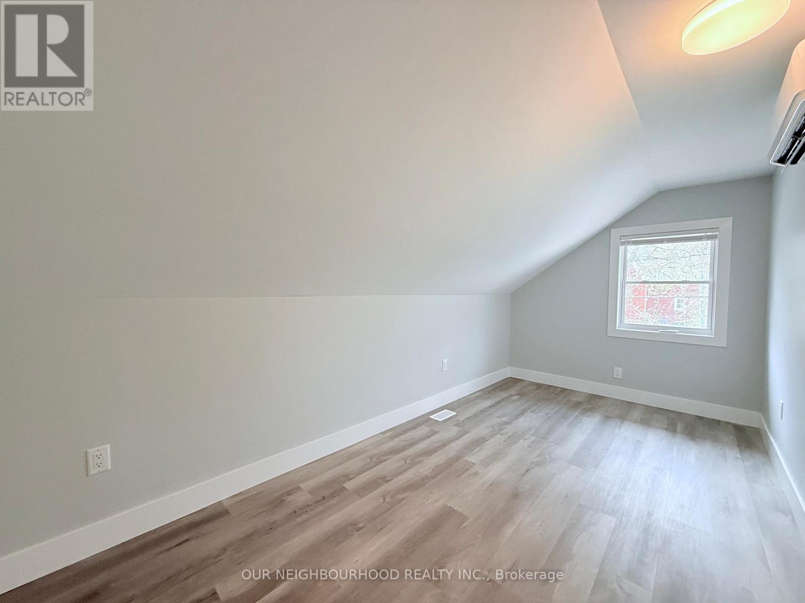 Upper/1 - 648 Bethune Street, Peterborough Central (North), Ontario  K9H 4A3 - Photo 22 - X12158207