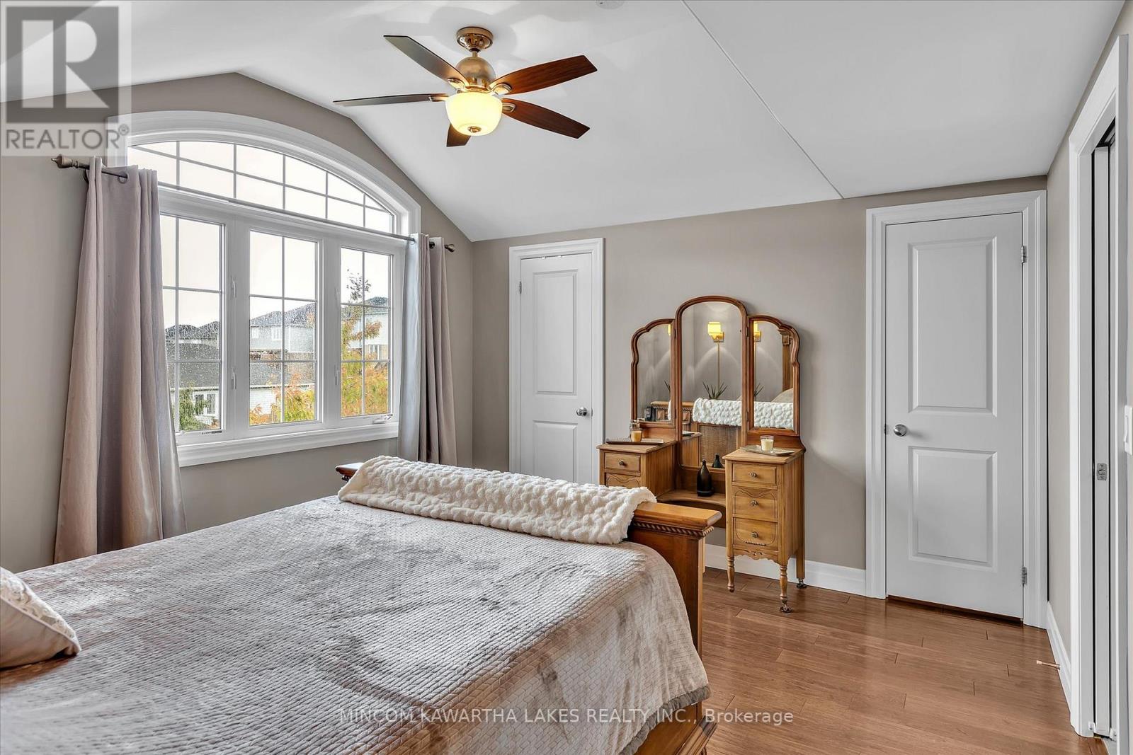 661 Goodwin Terrace, Peterborough West (North), Ontario  K9J 0H7 - Photo 21 - X12158409