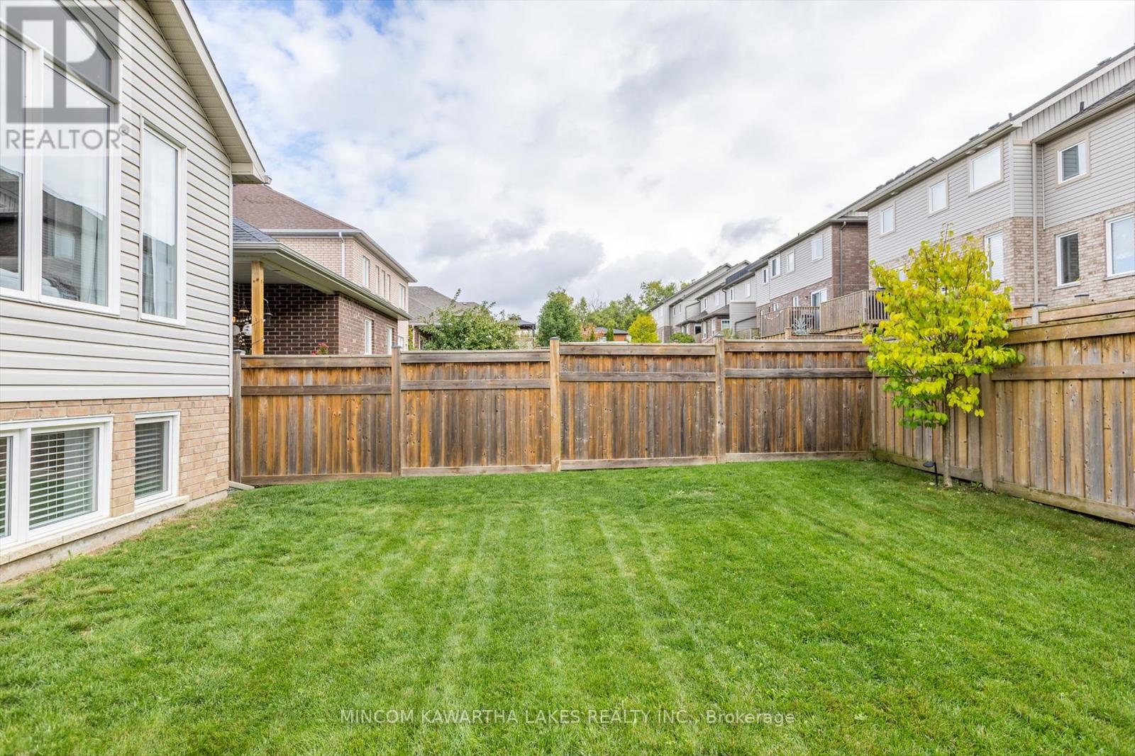 661 Goodwin Terrace, Peterborough West (North), Ontario  K9J 0H7 - Photo 37 - X12158409