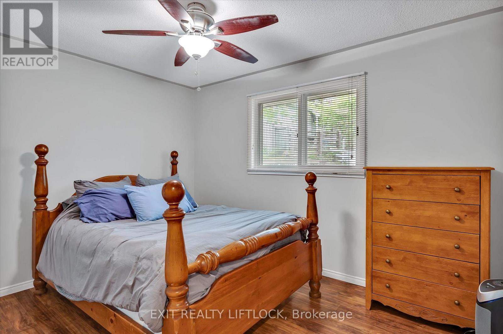 210 Antrim Street, Peterborough Central (North), Ontario  K9H 3G4 - Photo 15 - X12158472