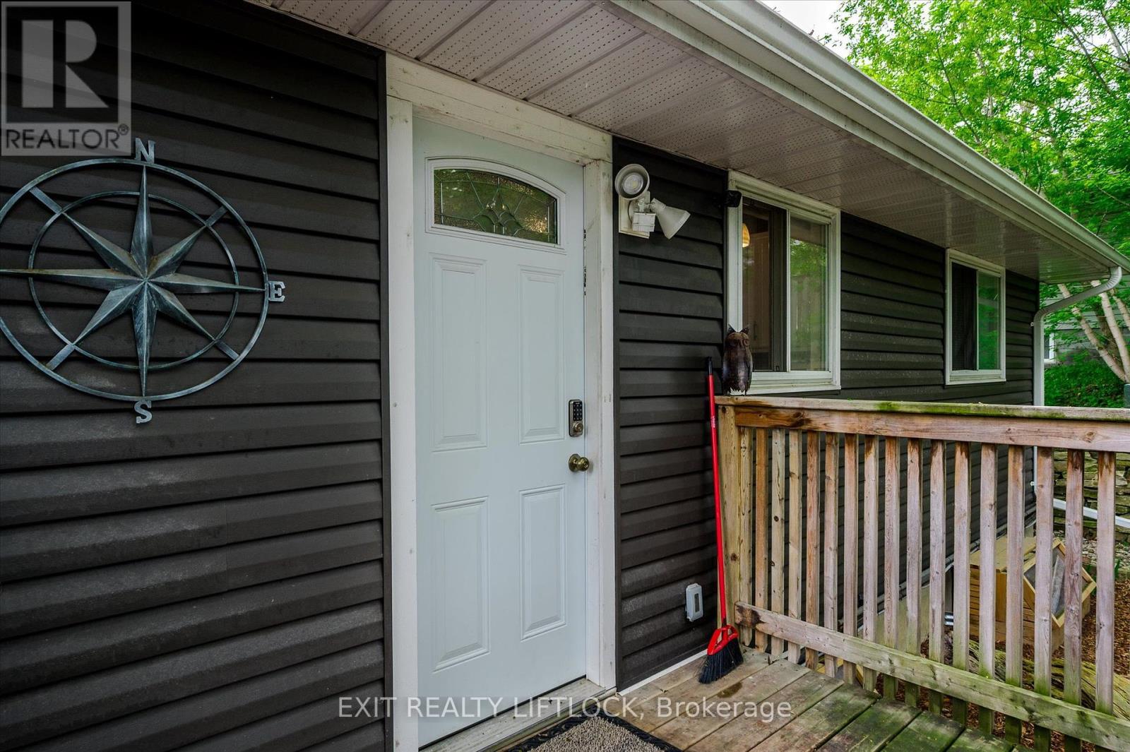 210 Antrim Street, Peterborough Central (North), Ontario  K9H 3G4 - Photo 36 - X12158472