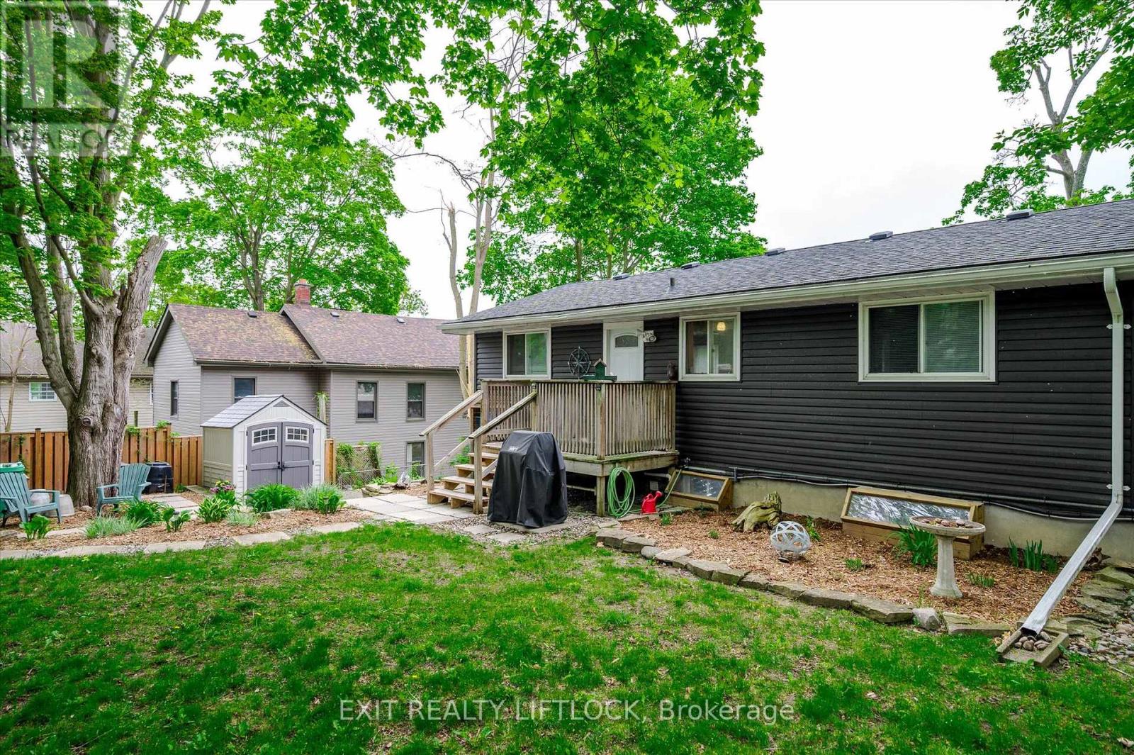 210 Antrim Street, Peterborough Central (North), Ontario  K9H 3G4 - Photo 39 - X12158472
