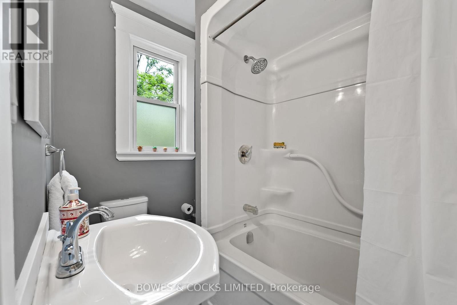 283 Lake Street, Peterborough (Downtown), Ontario  K9J 2H5 - Photo 22 - X12158553