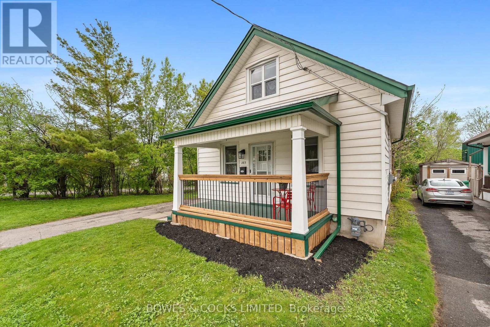 283 Lake Street, Peterborough (Downtown), Ontario  K9J 2H5 - Photo 3 - X12158553