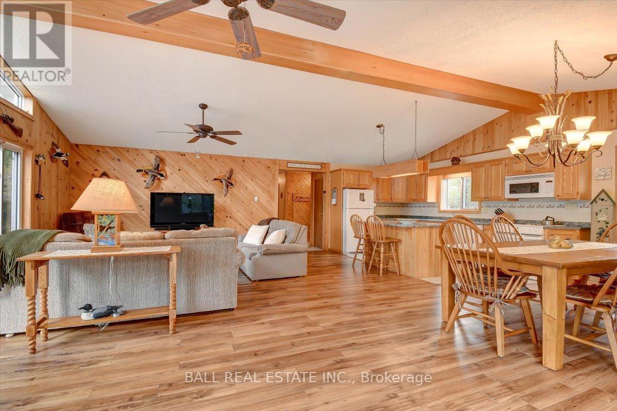 305 Terry's Lane, Addington Highlands, Ontario  K0L 1W0 - Photo 16 - X12158816